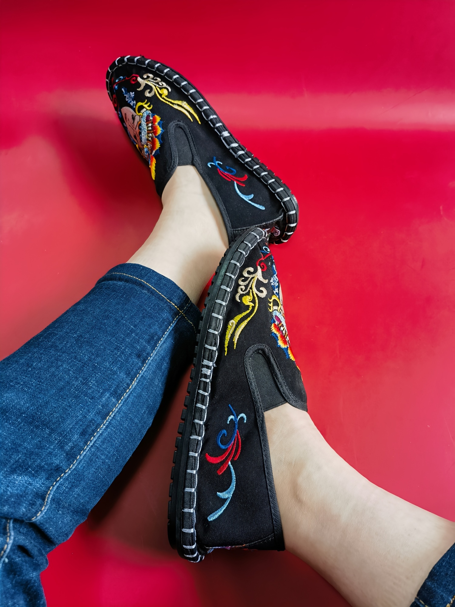 womens opera face embroidery flats soft sole lightweight flat walking daily shoes stylish low top slip on shoes details 1